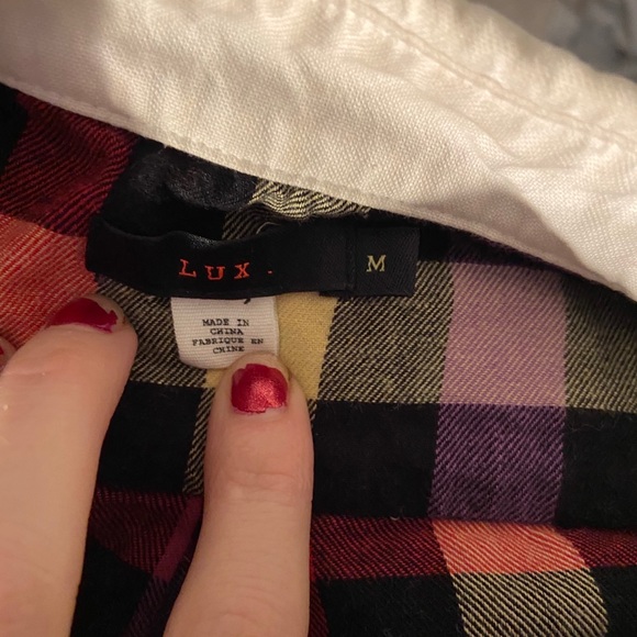 UO Lux Flannel, Medium - Picture 7 of 7